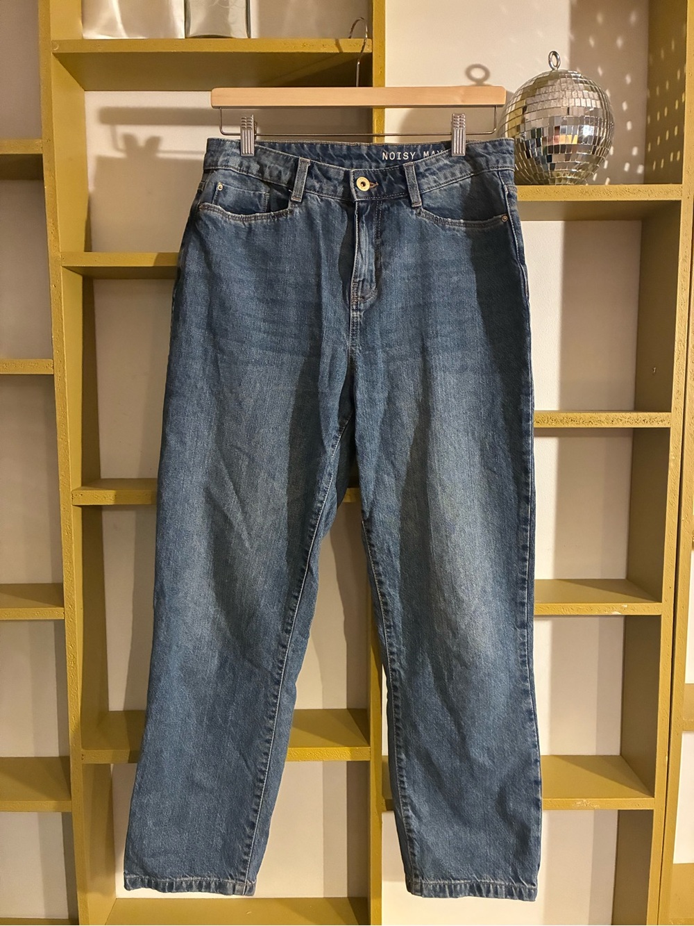 Noisy May Women’s Mid Blue Straight Jeans